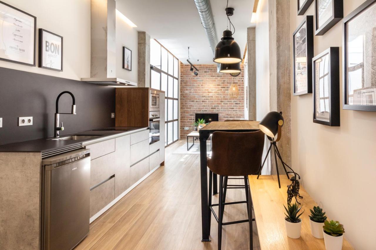 מאלגה Huelin Suites מראה חיצוני תמונה