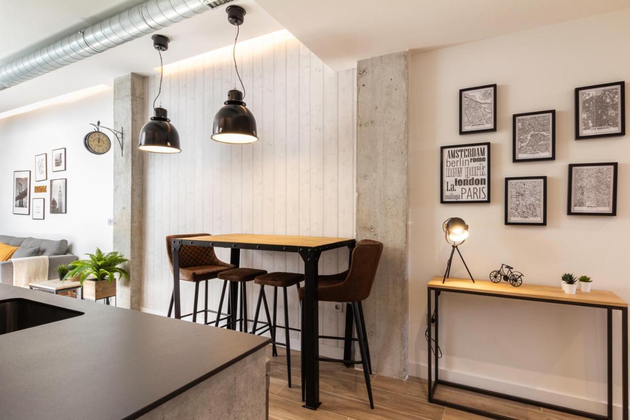 מאלגה Huelin Suites מראה חיצוני תמונה